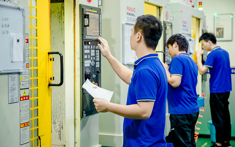 東莞市朗加精密五金科技有限公司